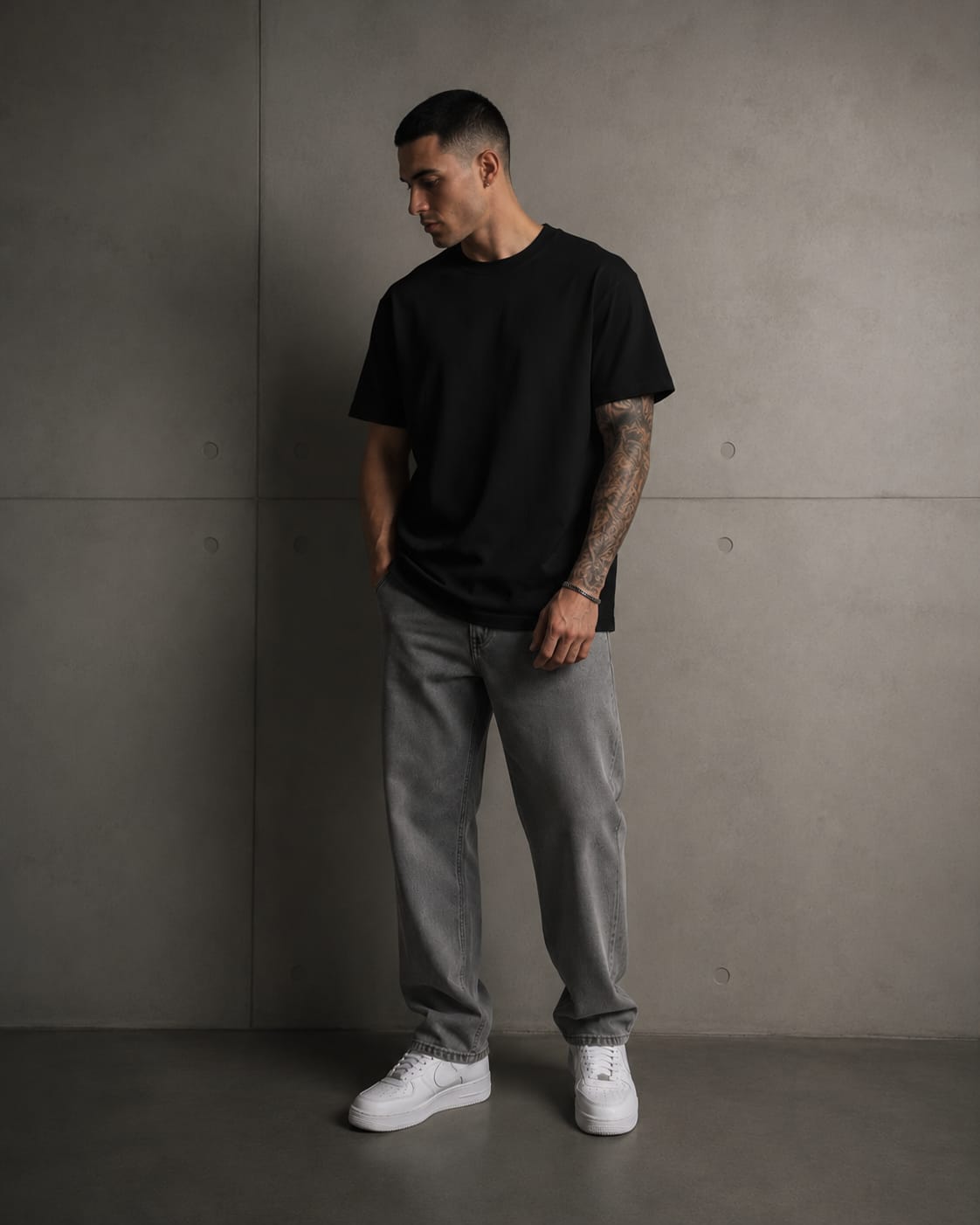 Playera Negra Semi Oversize